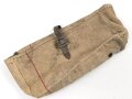 Unvollständiges Paar Tragetaschen für Maschinengewehr Gurtkästen ( Patronenkästen ) der Wehrmacht.