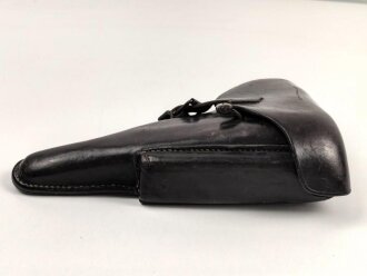 Koffertasche für die Pistole P08 der Wehrmacht. getragenes Stück, undeutlicher Stempel, datiert 1939