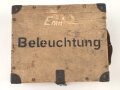 Kasten für Strichplattenbeleuchtung Wehrmacht, späte Ausführung, die frühen sind aus Blech . Originallack, ungereinigtes Stück, der Deckel defekt