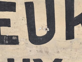 Frankreich 2. Weltkrieg, großes Holzschild " Honneur aux Allies"  "Ehre den Alliierten" Originallack, Maße etwa 50 x 150cm