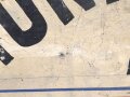 Frankreich 2. Weltkrieg, großes Holzschild " Honneur aux Allies"  "Ehre den Alliierten" Originallack, Maße etwa 50 x 150cm