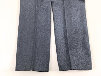 Luftwaffe, gerade Hose für Mannschaften . Ungetragenes Kammerstück