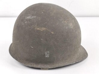 U.S. Army 2. Weltkrieg, Stahlhelm M1 mit Innenhelm.  " Fix bale" Originallack, " Firestone" Innenhelm, Getragenes Stück