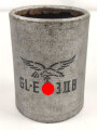 Luftwaffe, Dose für Instrumentenfett mit dem originalen Inhalt. Höhe etwa 11,5cm, ungereinigt