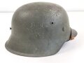 Heer, original getarnter Stahlhelm Modell 1942. Zusammengehöriges Stück, ungereinigt. Hersteller ckl 64