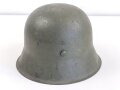 Heer, original getarnter Stahlhelm Modell 1942. Zusammengehöriges Stück, ungereinigt. Hersteller ckl 64