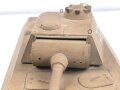Panzerkampfwagen Panther D der Wehrmacht. Schulungsmodell aus Holz, Länge ohne Rohr etwa 34cm. Origianllack "Dies ist ein dienstlicher Gegenstand, Missbrauch ist strafbar"
