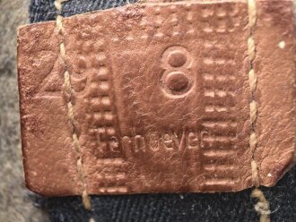Paar Winterstiefel Wehrmacht, der Filzschaft leicht mottig, ein Absatz defekt, Sohlenlänge knapp 31cmn