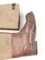 Paar Winterstiefel Wehrmacht, der Filzschaft leicht mottig, ein Absatz defekt, Sohlenlänge knapp 31cmn
