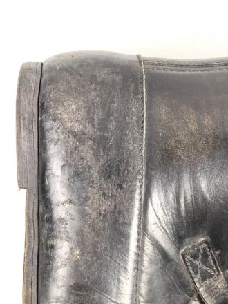 Paar Winterstiefel Wehrmacht, große Ausführung zum  über die normalen Stiefel ziehen. Guter Gesamtzustand, Sohlenlänge 34cm