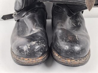 Luftwaffe, Paar beheizbare Stiefel für fliegendes Personal. Original besohlt, Reissverschlüsse gängig. Sohlenlänge 31,5cm