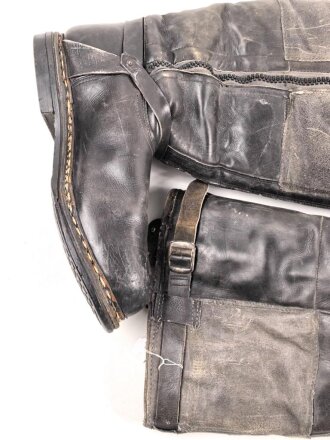 Luftwaffe, Paar beheizbare Stiefel für fliegendes Personal. Original besohlt, Reissverschlüsse gängig. Sohlenlänge 31,5cm