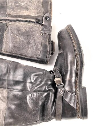 Luftwaffe, Paar beheizbare Stiefel für fliegendes Personal. Original besohlt, Reissverschlüsse gängig. Sohlenlänge 31,5cm