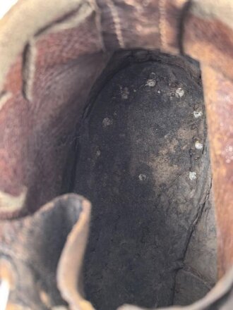 Paar Halbschuhe für Mannschaften der Wehrmacht Modell 1944. Leder angetrocknet, ungereinigt, Sohlenlänge knapp 27,5cm