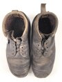 Paar Halbschuhe für Mannschaften der Wehrmacht Modell 1944. Leder angetrocknet, ungereinigt, Sohlenlänge knapp 27,5cm