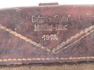 1.Weltkrieg Tornister datiert 1915 , Kammerstück IR 16. Ungereinigter Fundzustand, die Trageriemen wohl im 2. Weltkrieg ergänzt