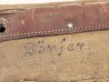 1.Weltkrieg Tornister datiert 1915 . Ungereinigter Fundzustand, Trageriemen samt Befestigung innliegend