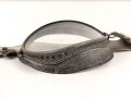 Luftwaffe, Brille für fliegendes Personal. Ungereinigt, guter Gesamtzustand, die beiden Halteschrauben mittig fehlen, dafür ist eine selbstgebastelte montiert