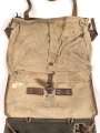 1.Weltkrieg Tornister datiert 1917 . Ungereinigter Fundzustand, Kammerstück von 1918