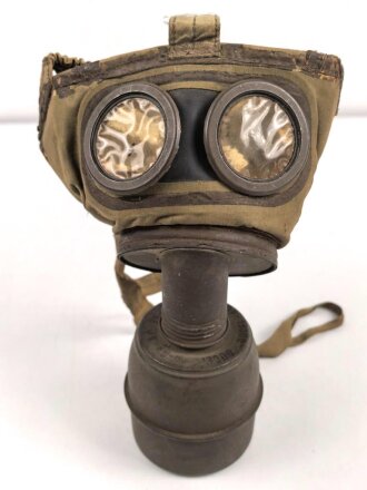Frankreich 2. Weltkrieg, Gasmaske TC-38 mit Filter ....
