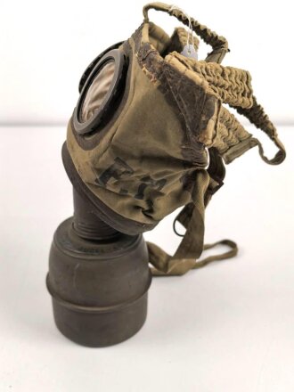 Frankreich 2. Weltkrieg, Gasmaske TC-38 mit Filter ....