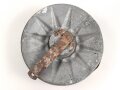 "Evola Duftspender" aus Luftschutz Gasmaskenfilter, Nachkriegsfertigung "Schwerter zu Pflugscharen"