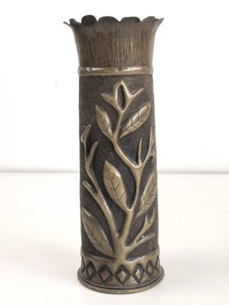 Vase aus britischer ? Kartusche von 1942, Höhe 29cm. Nachkriegsumbau "Schwerter zu Pflugscharen"