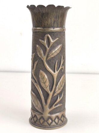 Vase aus britischer ? Kartusche von 1942, Höhe 29cm. Nachkriegsumbau "Schwerter zu Pflugscharen"