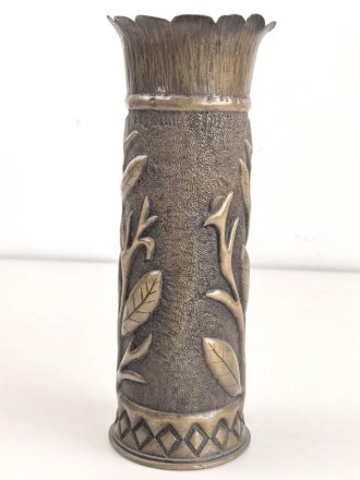 Vase aus britischer ? Kartusche von 1942, Höhe 29cm. Nachkriegsumbau "Schwerter zu Pflugscharen"