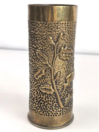 Kartusche Messing, Höhe  knapp 20cm. Nachkriegsumbau zur Blumenvase
