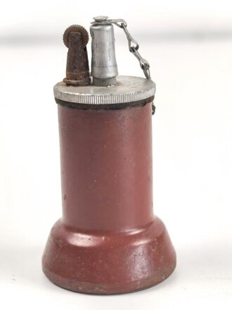 Feuerzeug aus Teil einer Panzerfaust. Gesamthöhe etwa 9cm , Nachkriegsprodukt "Schwerter zu Pflugscharen " KEIN VERSAND NACH ÜBERSEE