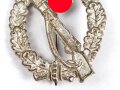 Infanteriesturmabzeichen in silber, Buntmetall, hohl geprägt und versilbert