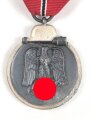 Medaille Winterschlacht im Osten, kein Hersteller im Bandring, am Band
