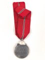 Medaille Winterschlacht im Osten, kein Hersteller im Bandring, am Band