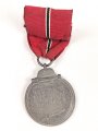 Medaille Winterschlacht im Osten, Hersteller 4 im Bandring für Steinhauer & Lück. Am Band