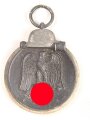Medaille Winterschlacht im Osten, Hersteller 88 im Bandring für Werner Redo, Saarlautern. Band beiliegend