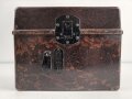 Feldfernsprecher 33 Wehrmacht, datiert 1941.  Die Kurbel defekt. Ungereinigt, Funktion nicht geprüft