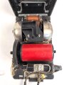 Tischfernsprecher 38 Wehrmacht mit Beikasten. Der Fernsprecher datiert 1940. Optisch guter Gesamtzustand, Funktion nicht geprüft