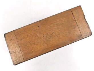 Österreich k.u.k. Feldfernsprecher Modell 1907 in gutem Gesamtzustand, Funktion nicht geprüft.