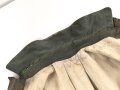 1.Weltkrieg, feldgrauer Mantel Modell 1915. Sowohl für Mannschaften, als auch für Offiziere verwendet, ab 1915 gab es offiziell keinen Mantel für Offiziere mehr. Stärker getragenes Kammerstück, die Knöpfe fehlen