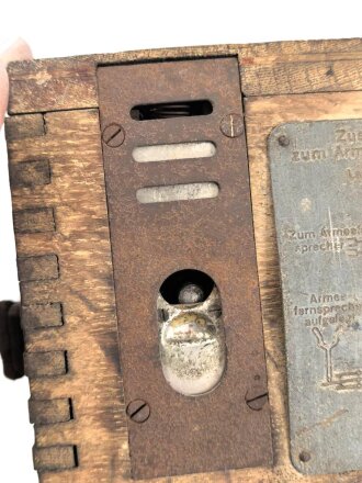 1.Weltkrieg , Zusatzkasten zum Armeefernsprecher neuer Art. Guter Gesamtzustand, Funktion nicht geprüft