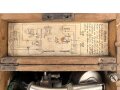 1.Weltkrieg , Streckenfernsprecher Modell 1915. Ursprünglich für Baumannschaften der Reichspost eingeführt, in Ermangelung militärischer Geräte ab 1915 vom Militär übernommen. Umvollständiges Gerät