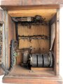 1.Weltkrieg, ziviler Klappenschrank OB05k zu 5 Leitungen. Im laufe des Krieges uch von der Armee benutzt, sieht man immer mal wieder auf Fotos. Guter Gesamtzustand, Funktion nicht geprüft