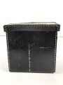 Tasche zum Brustmikrofon 33 der Wehrmacht. Ersatzmaterial, datiert 1941, ungereinigt