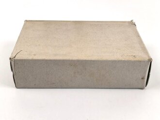 U.S. Army WWII, empty cardboard box for "10 First Aid Packets" Carlisle red