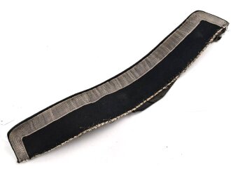 Kaiserreich, Stehkragen für Offiziere, schwarz  mit dunkelgrüner Paspel. Gesamtlänge des unteren Randes etwa 45,5cmcm