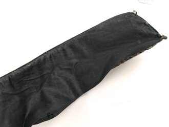 Kaiserreich, Stehkragen für Offiziere, schwarz  mit dunkelgrüner Paspel. Gesamtlänge des unteren Randes etwa 45,5cmcm