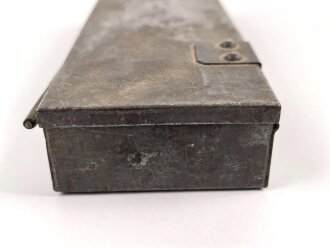 8cm Granatwerfer 34 der Wehrmacht, Vorratsteilekasten Originallack
