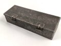 8cm Granatwerfer 34 der Wehrmacht, Vorratsteilekasten Originallack