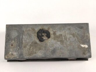 Vorratsteilekasten, Maße etwa 5 x 12 x 3cm. Alter und Herkunft unbekannt
